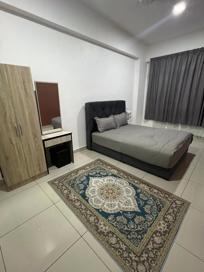 Ilsham Guest House @ Seroja Hills Bbst Sepang Dış mekan fotoğraf