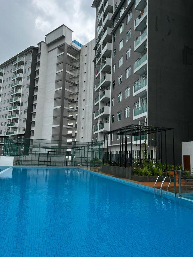 Ilsham Guest House @ Seroja Hills Bbst Sepang Dış mekan fotoğraf