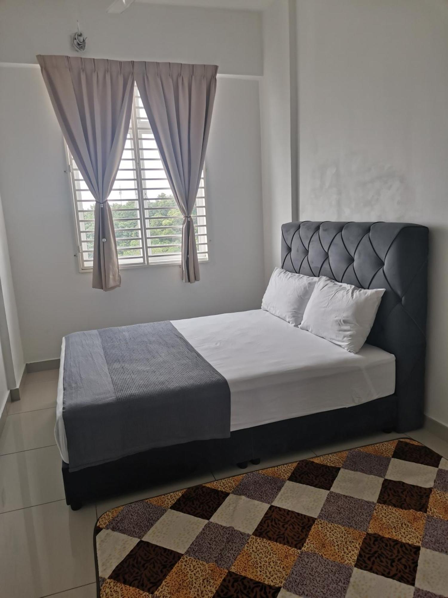 Ilsham Guest House @ Seroja Hills Bbst Sepang Dış mekan fotoğraf